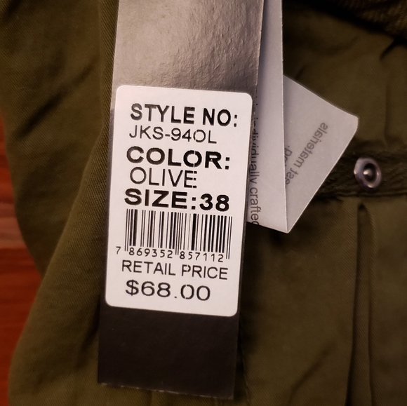 Cargo Shorts NWT (38=34) - Picture 3 of 7